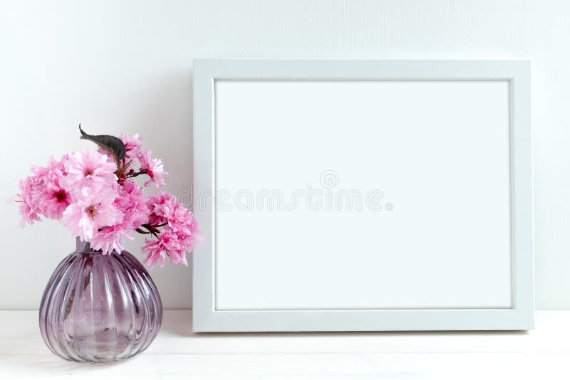 Utformat materielfotografi för rosa färger blomning royaltyfria bilder Utformat materielfotografi för rosa färger blomning royaltyfria bilder