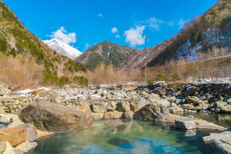 Utomhus- onsen, Japan fotografering för bildbyråer Utomhus- onsen, Japan fotografering för bildbyråer