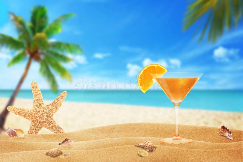 Vacances Avec Un Cocktail Sur La Plage Photo Stock Image