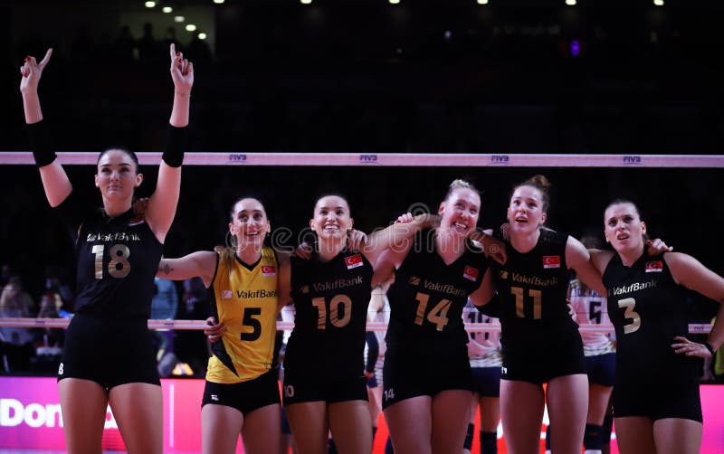 Campeonato Mundial De Vôlei Imoco Volley Conegliano Vs Vakifbank Fivb Fivb  Vôlei Feminina Campeonato Mundial Final Foto Editorial - Imagem de final,  salva: 288950581