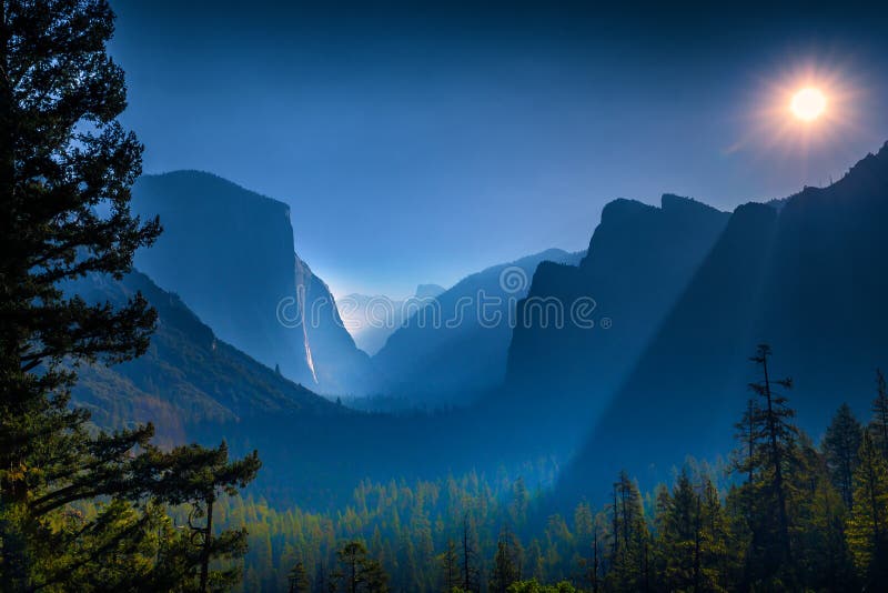 Vale de Yosemite, parque nacional de Yosemite fotos de stock royalty free Vale de Yosemite, parque nacional de Yosemite fotos de stock royalty free