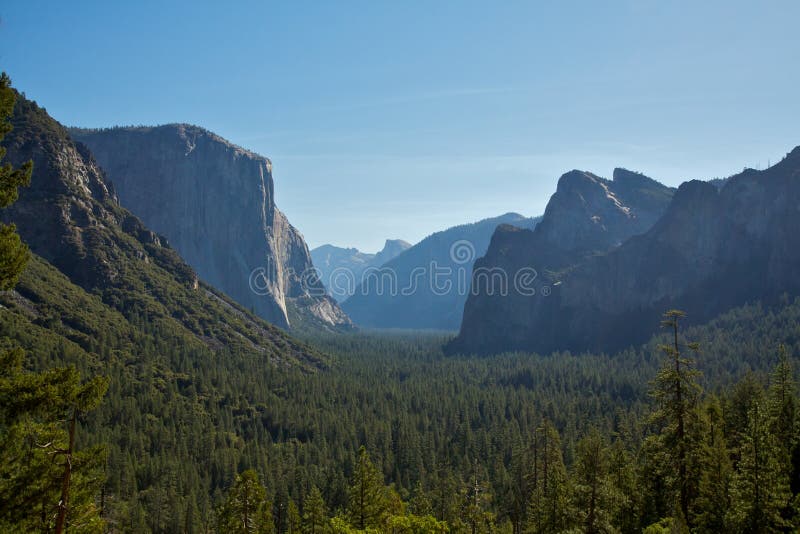 Valle del Yosemite fotografie stock libere da diritti Valle del Yosemite fotografie stock libere da diritti