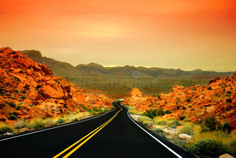 Dedikovaný v roce 1935, Valley of Fire je Nevadas nejstarší State Park.