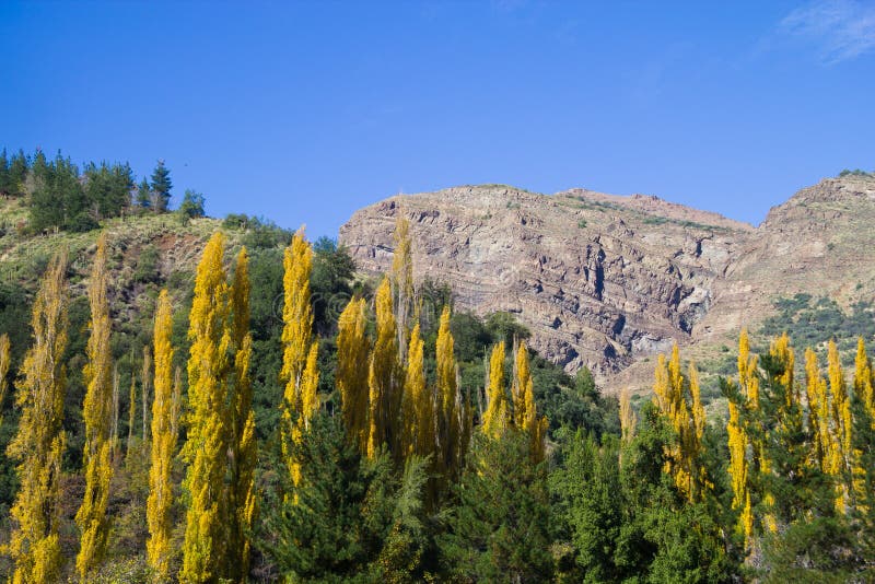 Vallée de San Alfonso, traînée dans la montagne photos stock Vallée de San Alfonso, traînée dans la montagne photos stock