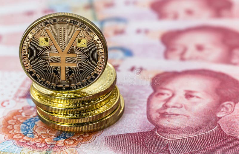 Valuta digitale cinese immagine concettuale dello yuan digitale o del renminbi sulle vecchie banconote di yuan fotografia stock libera da diritti Valuta digitale cinese immagine concettuale dello yuan digitale o del renminbi sulle vecchie banconote di yuan fotografia stock libera da diritti