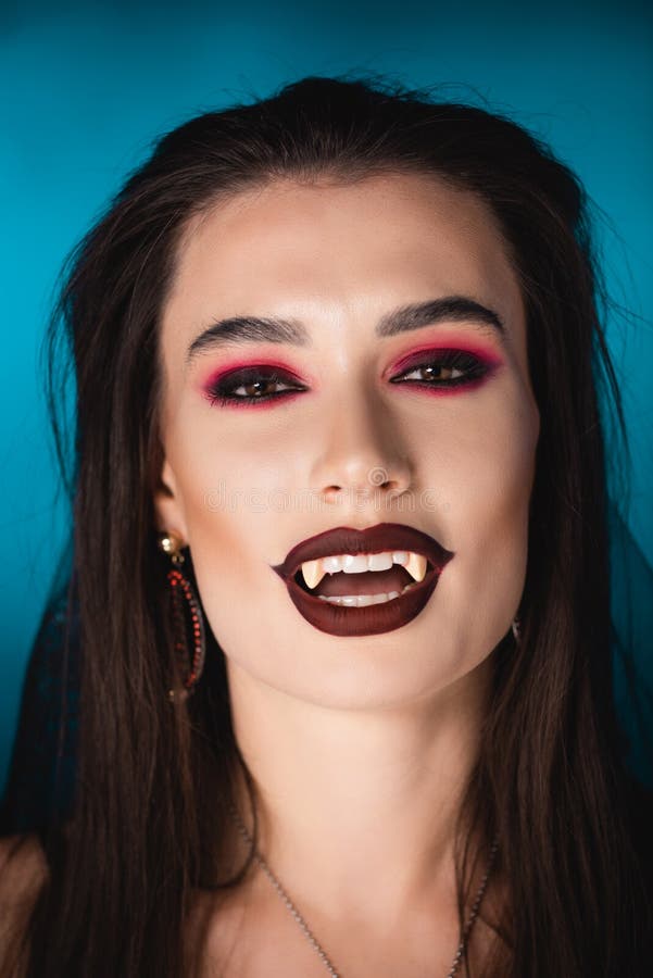 Maquiagem de Vampira (Vampire Makeup)