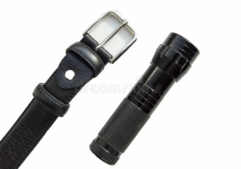 Van het de toebehoren het de zwarte die leer van mensen riem en flitslicht op witte achtergrond wordt geïsoleerd royalty-vrije stock afbeelding Van het de toebehoren het de zwarte die leer van mensen riem en flitslicht op witte achtergrond wordt geïsoleerd royalty-vrije stock afbeelding