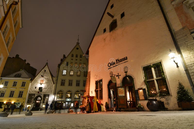 Vanaturu Kael, en gata i den gamla staden för stad tallinn estonia royaltyfri foto Vanaturu Kael, en gata i den gamla staden för stad tallinn estonia royaltyfri foto