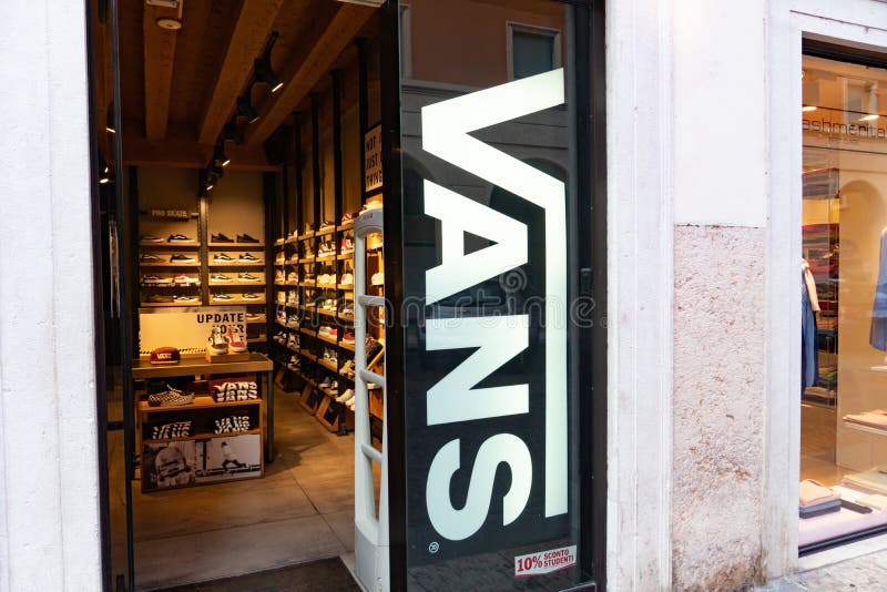 vans shoes retail stores