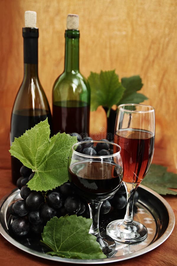 Varieties of wine stock image. Image of retro, relaxation 34921177
