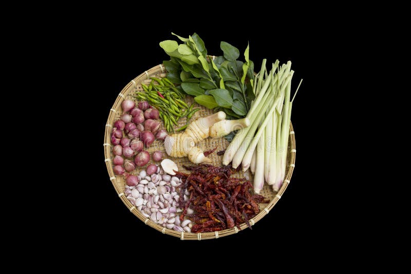 Vario ingrediente di erbe tailandese dell'isolato per alimento, galanga, grande chiili rosso secco, piccolo peperoncino rosso fre immagini stock Vario ingrediente di erbe tailandese dell'isolato per alimento, galanga, grande chiili rosso secco, piccolo peperoncino rosso fre immagini stock