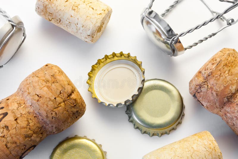 Various wine corks and bottle caps after party royalty free stock photography Various wine corks and bottle caps after party royalty free stock photography