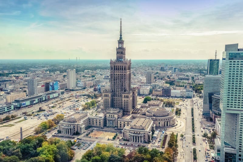 Varsavia/Polonia - 09 15 2015: Vista aerea del palazzo di cultura e di scienza fotografia stock Varsavia/Polonia - 09 15 2015: Vista aerea del palazzo di cultura e di scienza fotografia stock