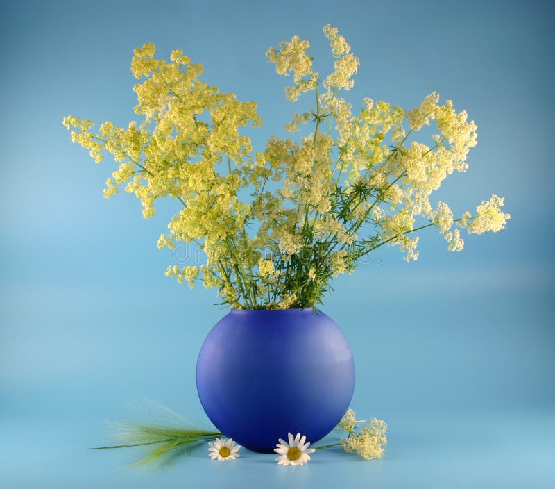 Vase with bouquet