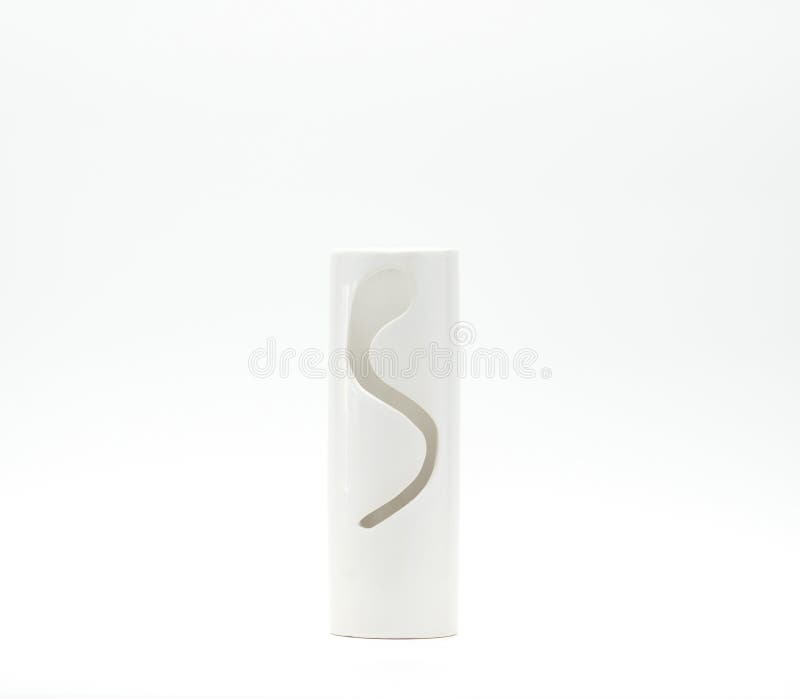 Vase en céramique moderne avec de beaux modèles d'isolement photos libres de droits Vase en céramique moderne avec de beaux modèles d'isolement photos libres de droits
