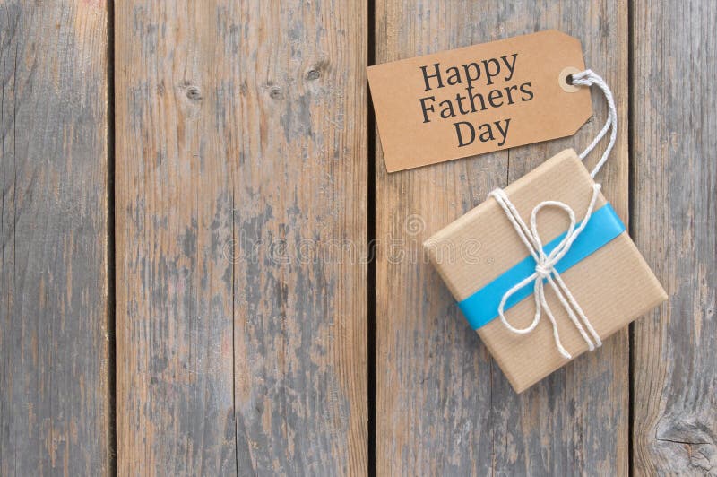 Vatertags-Geschenk lizenzfreie stockfotografie Vatertags-Geschenk lizenzfreie stockfotografie