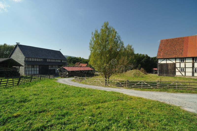 Vecchia azienda agricola del villaggio. Architettura della Germania