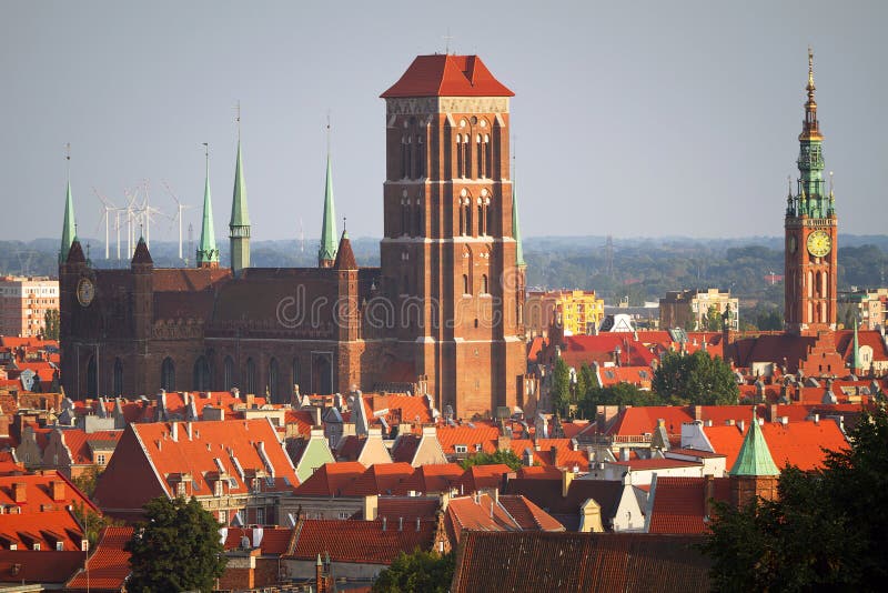 Vecchia città di Danzica con le costruzioni storiche
