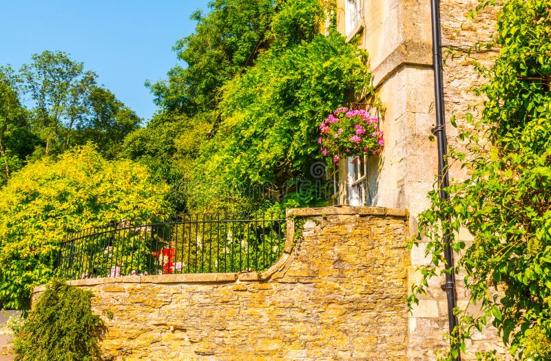 Vecchia città inglese e bei monumenti storici, vecchia via, h fotografia stock libera da diritti Vecchia città inglese e bei monumenti storici, vecchia via, h fotografia stock libera da diritti