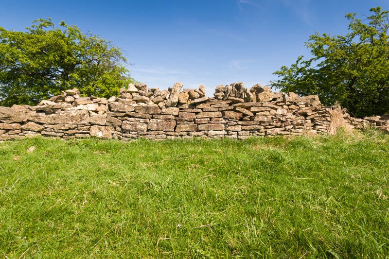 Vecchio muro di pietra fotografia stock libera da diritti