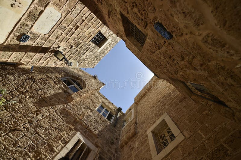 Vecchie via e case antiche nella citt? di Giaffa, vicino a Tel Aviv, Israele fotografia stock