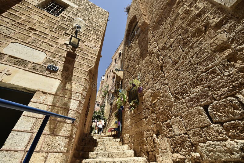 Vecchie via e case antiche nella citt? di Giaffa, vicino a Tel Aviv, Israele fotografia stock libera da diritti