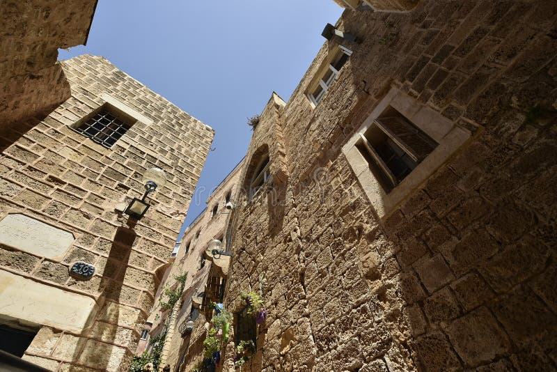Vecchie via e case antiche nella citt? di Giaffa, vicino a Tel Aviv, Israele fotografia stock libera da diritti