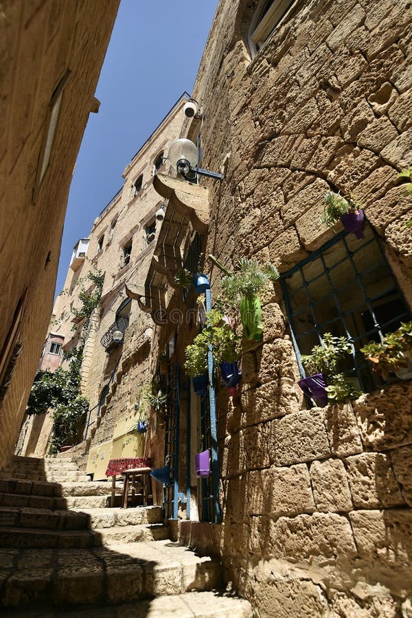 Vecchie via e case antiche nella citt? di Giaffa, vicino a Tel Aviv, Israele immagini stock