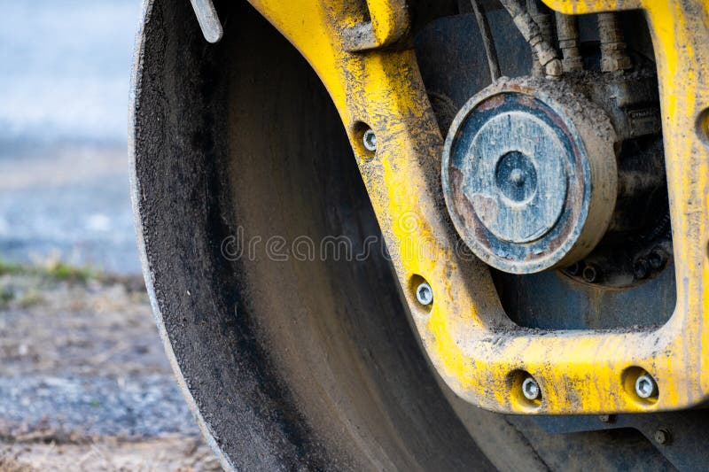 Vedere detaliată a tamburului unui compactor mare. royalty free stock images
