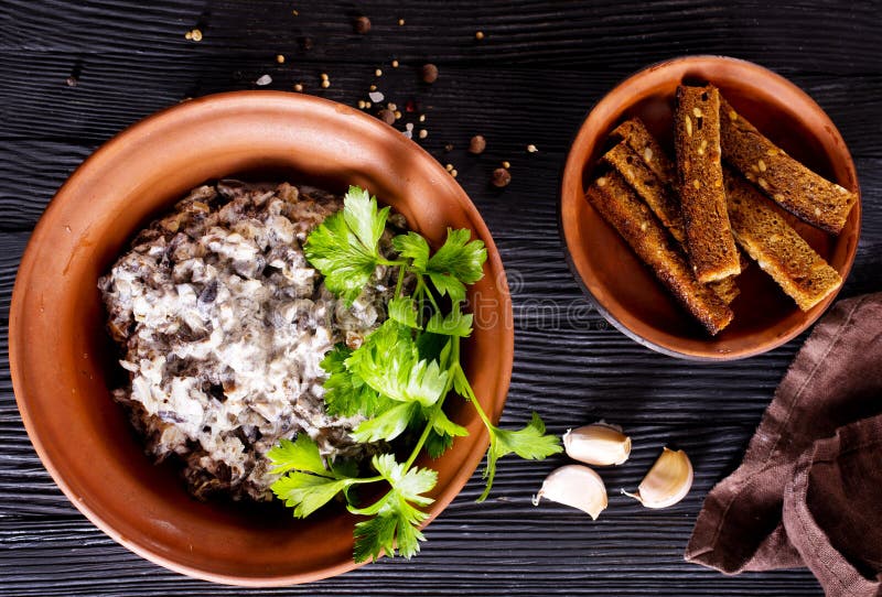 Vegan Mushroom Pasta Sauce in Bowl Stock Image - Image of chicken