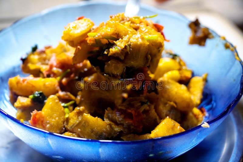 Vegano piccante casalingo fatto dalla banana, immagine stock libera da diritti Vegano piccante casalingo fatto dalla banana, immagine stock libera da diritti