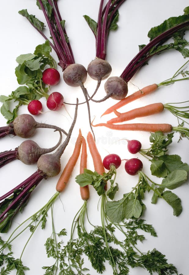 Vegetables in a circle shining like the sun. Vegetables in a circle shining like the sun.