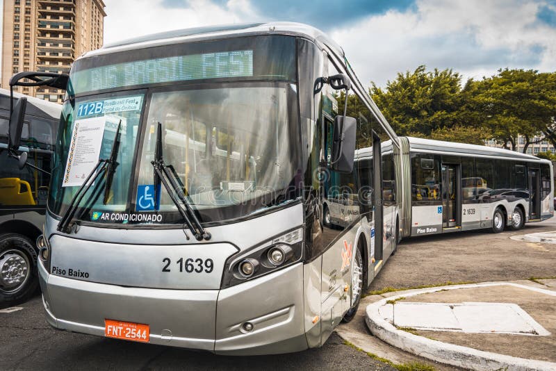 Millennium BRT I O500UDA padrão São Paulo - Superarticulado 23m