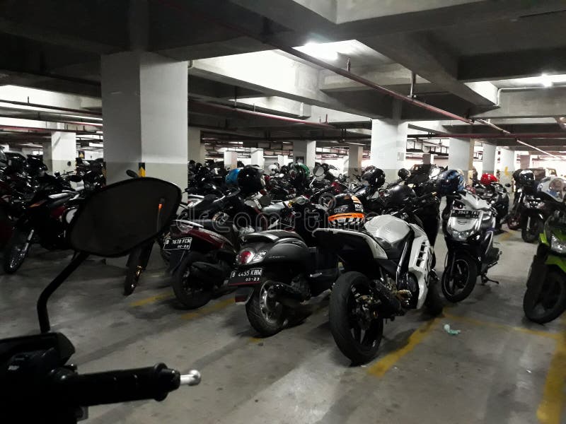 Vehicle Parking in the Underground Garage Editorial Photo - Image of