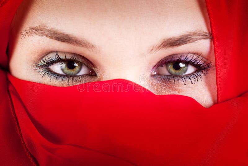 Veil woman with beautiful eyes