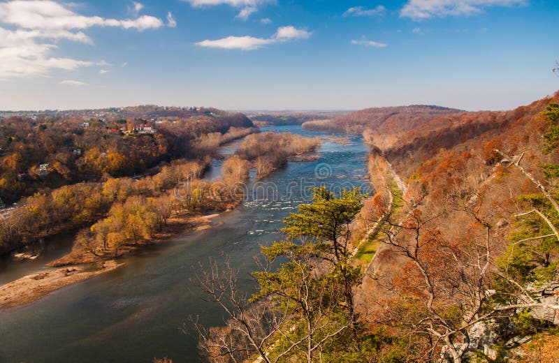 View west up the Potomac River from Maryland Heights, across the river from Harper's Ferry, West Virginia. View west up the Potomac River from Maryland Heights, across the river from Harper's Ferry, West Virginia.