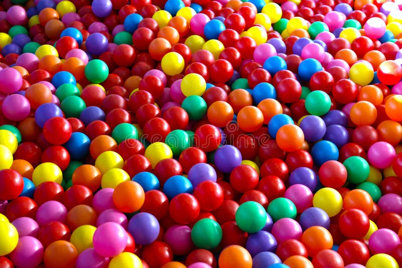 Vele kleurrijke plastic ballen stock afbeelding Vele kleurrijke plastic ballen stock afbeelding