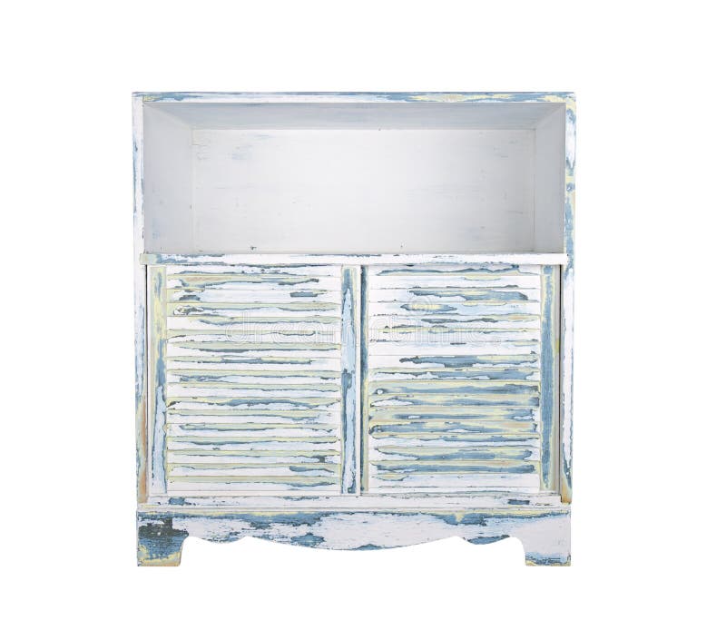 Velho pintou o armário de madeira com portas louvered isolado fotografia de stock Velho pintou o armário de madeira com portas louvered isolado fotografia de stock