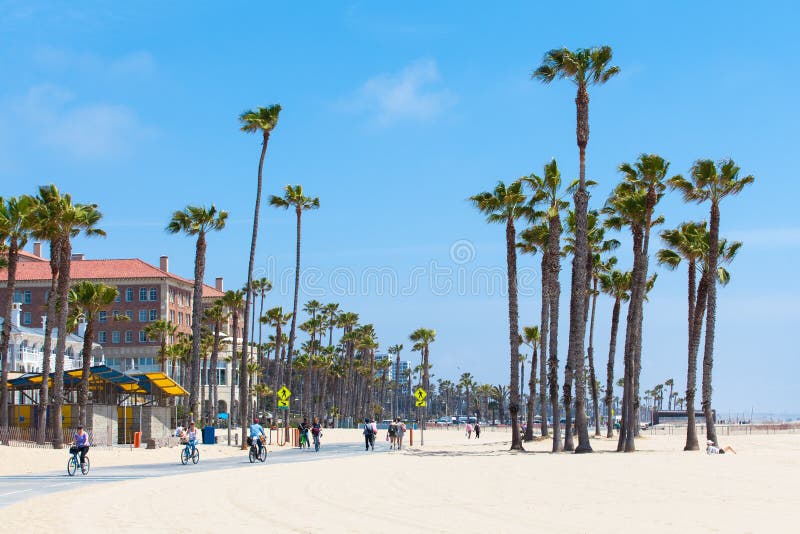 VENICE BEACH, UNITED STATES - MAY 14, 2016: People enjoying a sunny day on the beach of Venice, Los Angeles, California, USA. VENICE BEACH, UNITED STATES - MAY 14, 2016: People enjoying a sunny day on the beach of Venice, Los Angeles, California, USA.