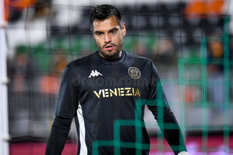 Florence, Italy. 16th Apr, 2022. Igor (Fiorentina) during ACF Fiorentina vs  Venezia FC, italian soccer Serie A match in Florence, Italy, April 16 2022  Credit: Independent Photo Agency/Alamy Live News Stock Photo - Alamy