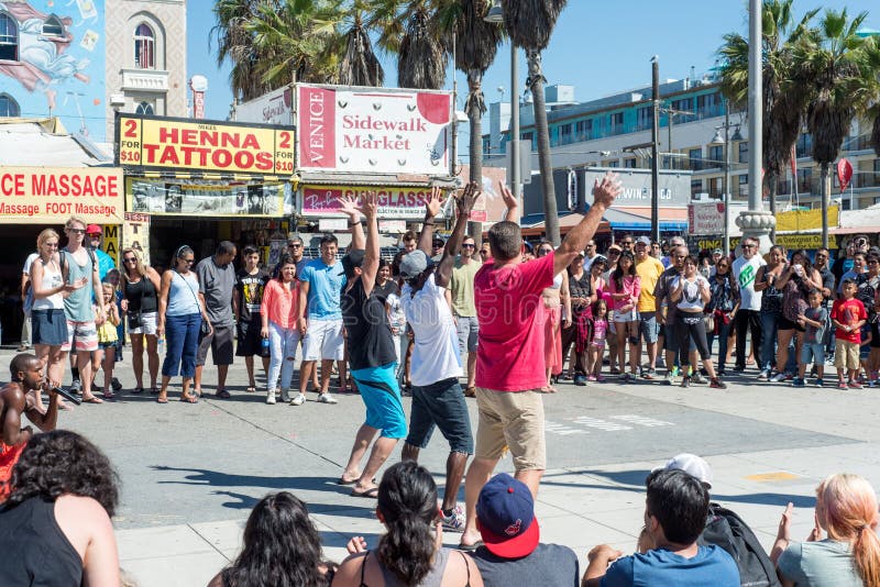 Venice, US-October 5, 2014: Venice Beach boardwalk is 2.5 miles