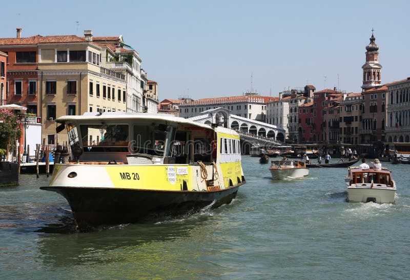 Venice water bus editorial photo. Image of venice, vaporetti 20922556