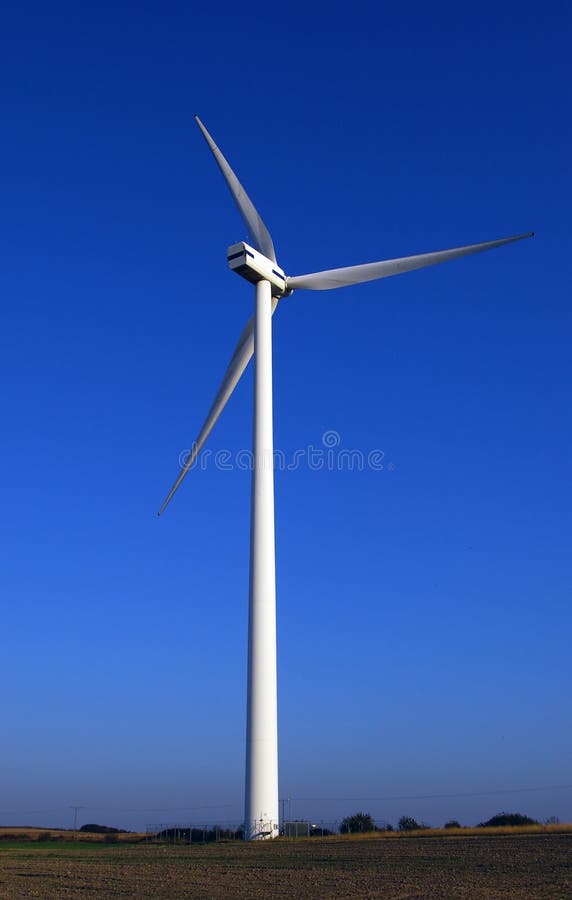 Moinho de vento moderno foto de stock. Imagem de parque - 782498