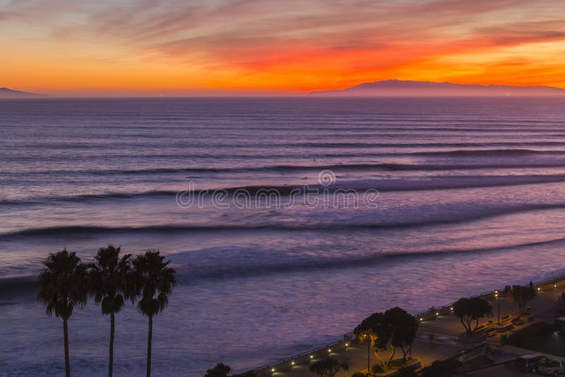 Ventura California Sunset Surf Sets