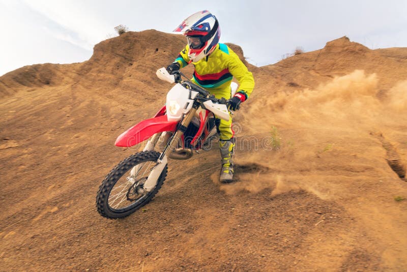 Verbazende Motocrossruiter royalty-vrije stock afbeelding Verbazende Motocrossruiter royalty-vrije stock afbeelding