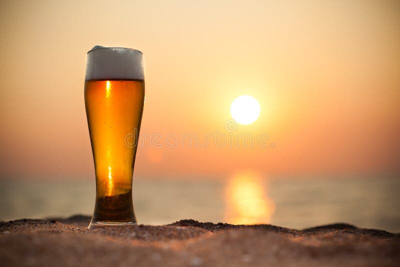 Verre de bière photographie stock Verre de bière photographie stock