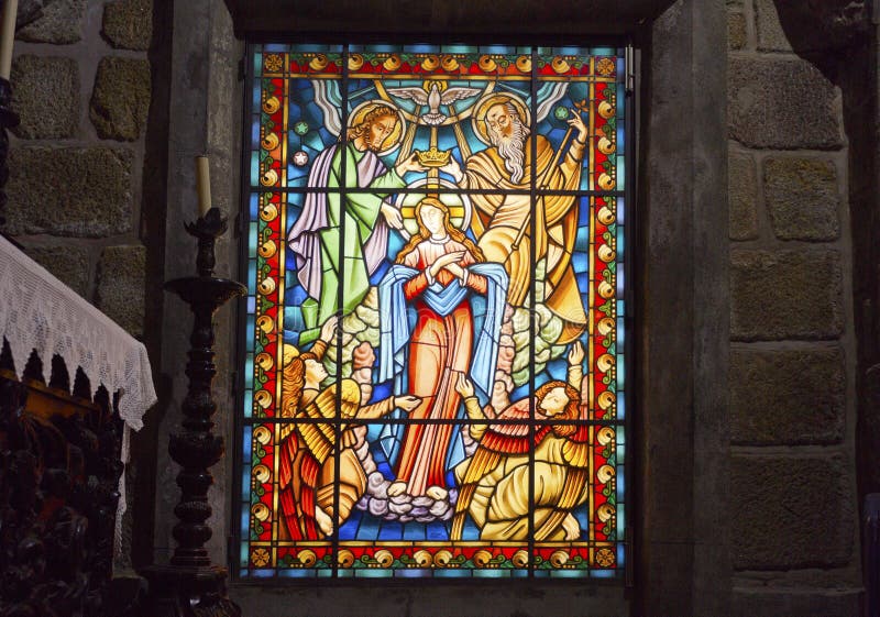 Verre souillé d'église paroissiale d'†de Lima de Ponte De « photographie stock Verre souillé d'église paroissiale d'†de Lima de Ponte De « photographie stock