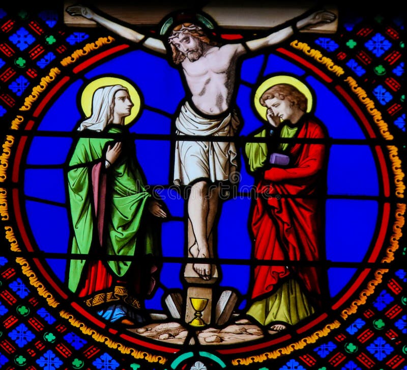 Verre tendu à Notre-Dame-des-flots, Le Havre - Crucifixion de Jésus