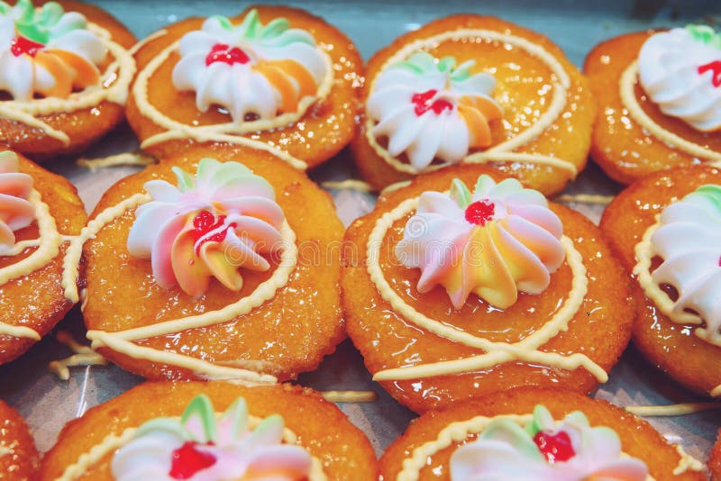 Vers oranje de cake Thais dessert van de jamkop royalty-vrije stock afbeelding Vers oranje de cake Thais dessert van de jamkop royalty-vrije stock afbeelding
