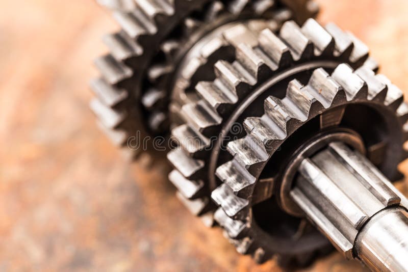 Verschiedene Autoteile und -zus?tze, auf Metallhintergrund - Bild lizenzfreies stockbild Verschiedene Autoteile und -zus?tze, auf Metallhintergrund - Bild lizenzfreies stockbild